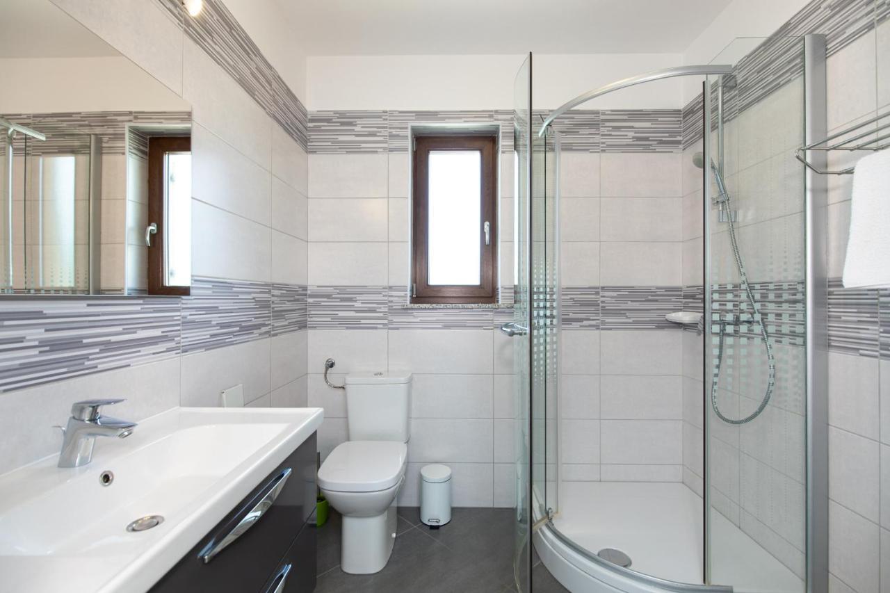 Apartments Otia Seaview Porat  Dış mekan fotoğraf