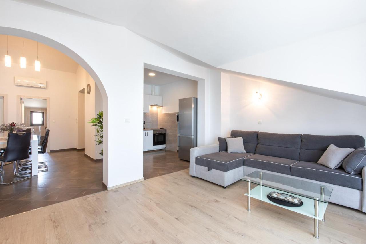 Apartments Otia Seaview Porat  Dış mekan fotoğraf