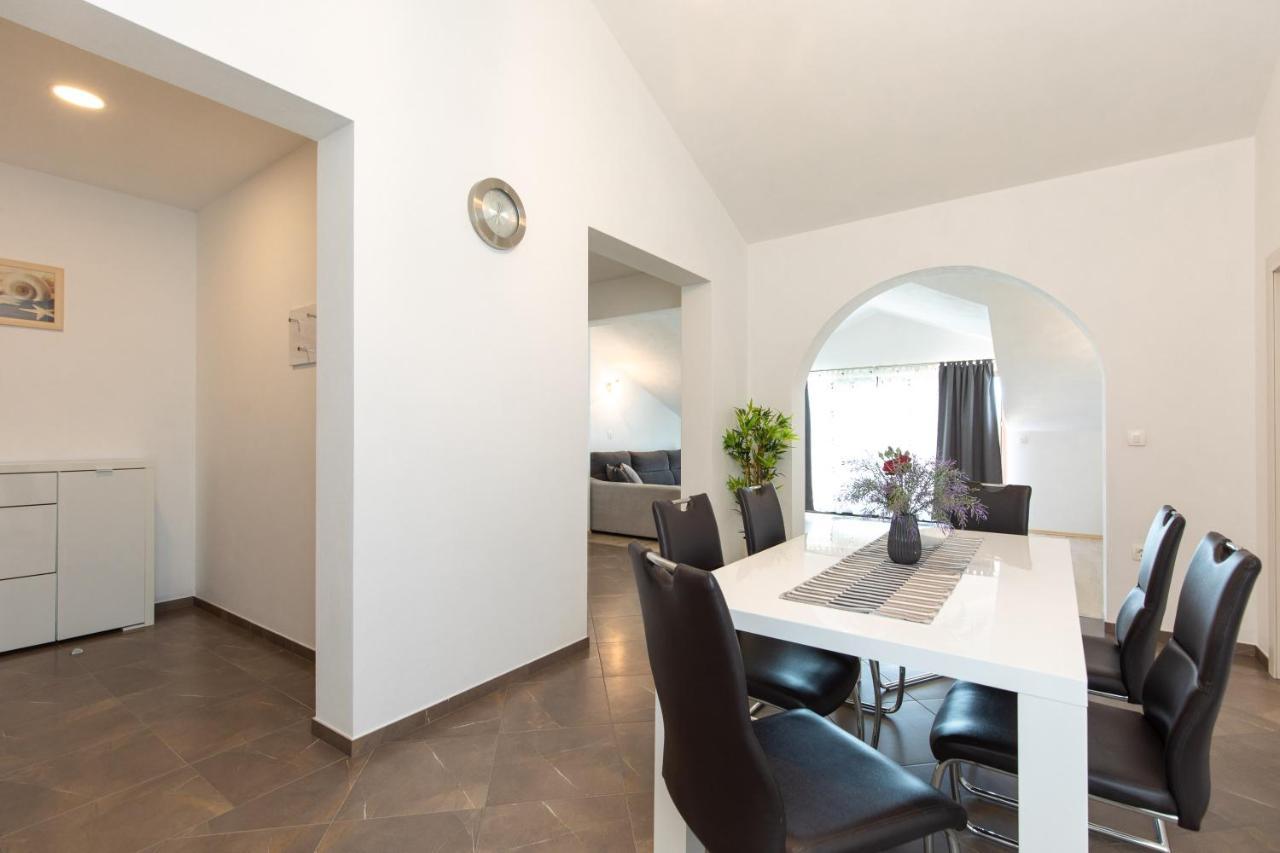 Apartments Otia Seaview Porat  Dış mekan fotoğraf