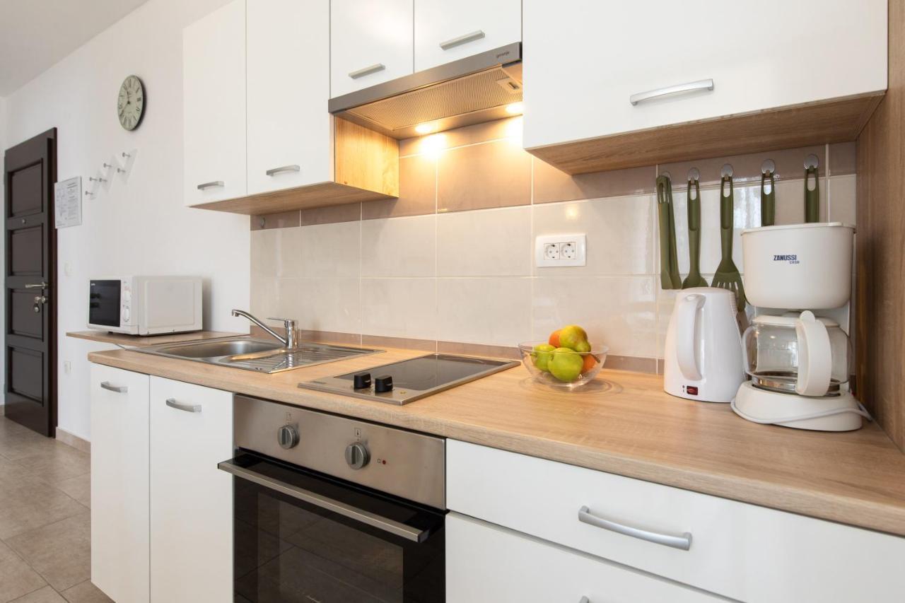 Apartments Otia Seaview Porat  Dış mekan fotoğraf