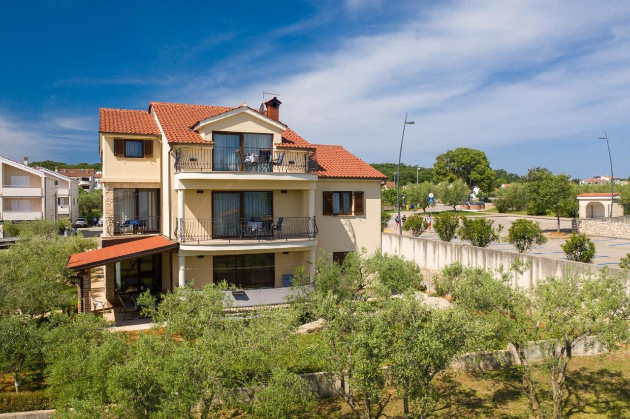 Apartments Otia Seaview Porat  Dış mekan fotoğraf