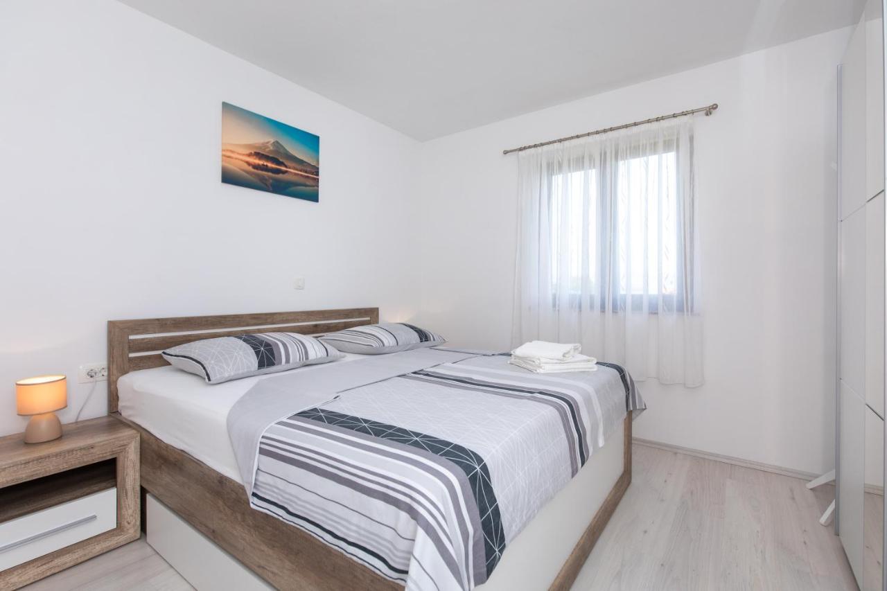 Apartments Otia Seaview Porat  Dış mekan fotoğraf