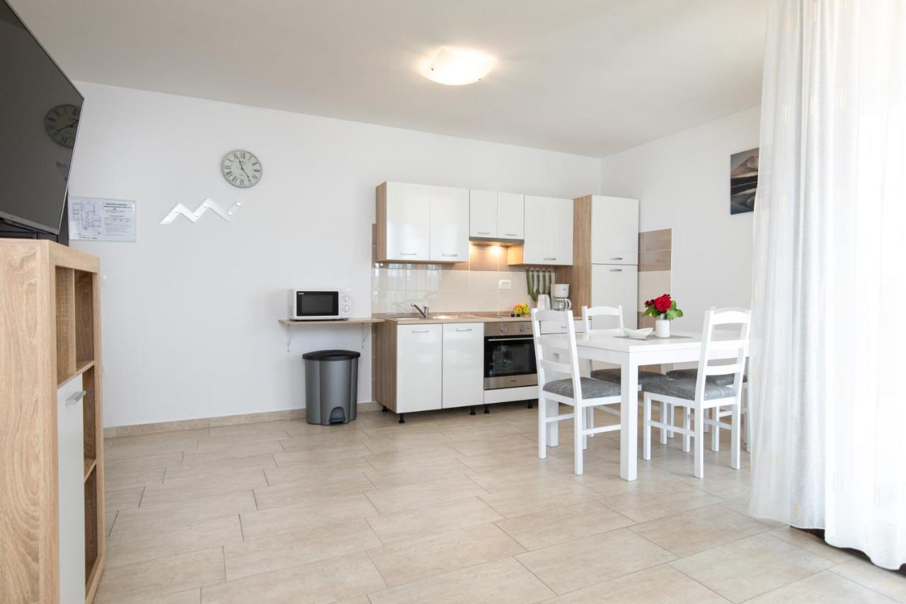 Apartments Otia Seaview Porat  Dış mekan fotoğraf