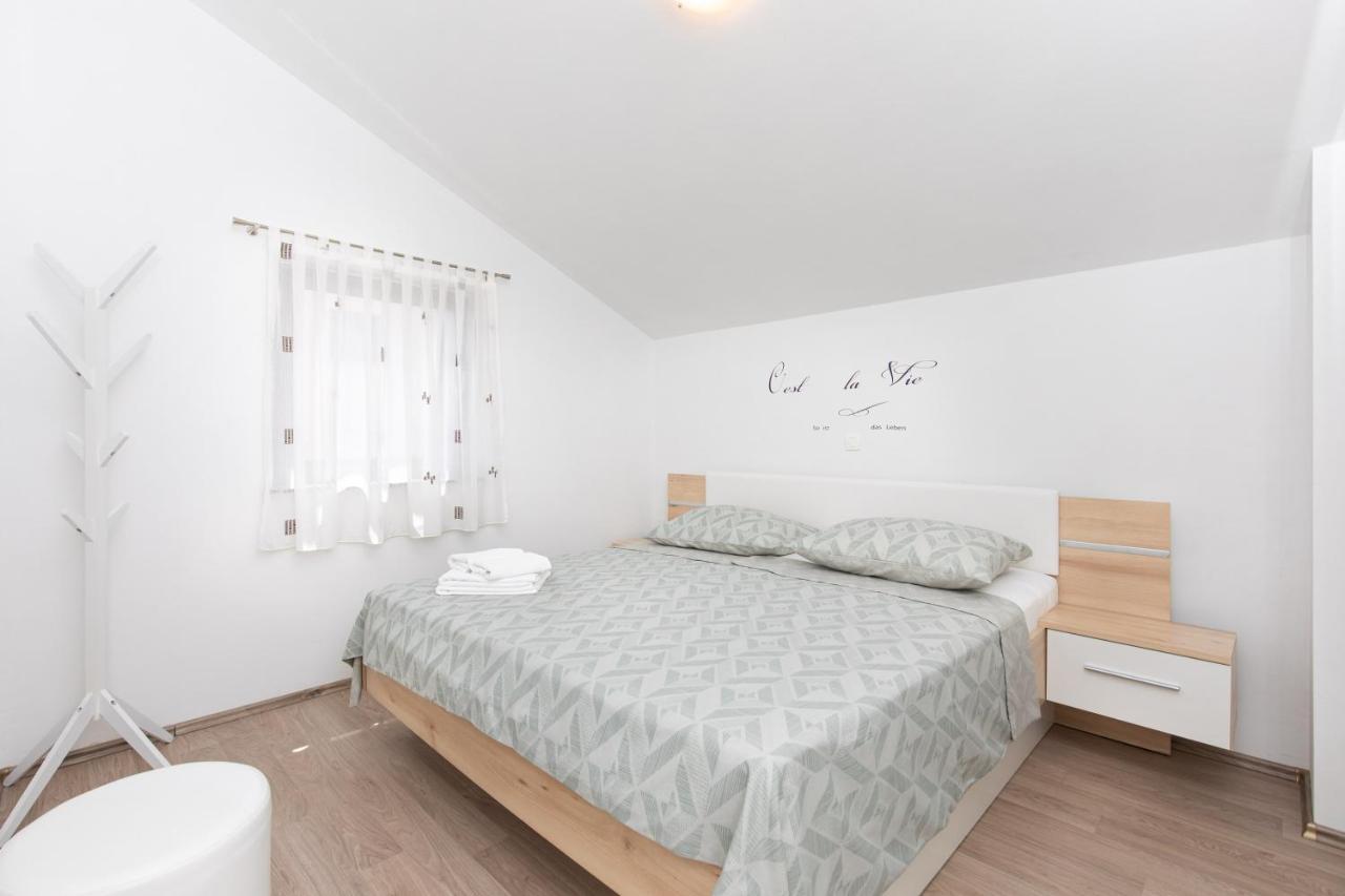 Apartments Otia Seaview Porat  Dış mekan fotoğraf